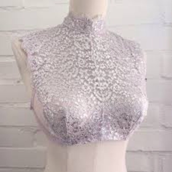 Victoria's Secret Sheer Lace Top in Light Pink - Picture 4 of 14